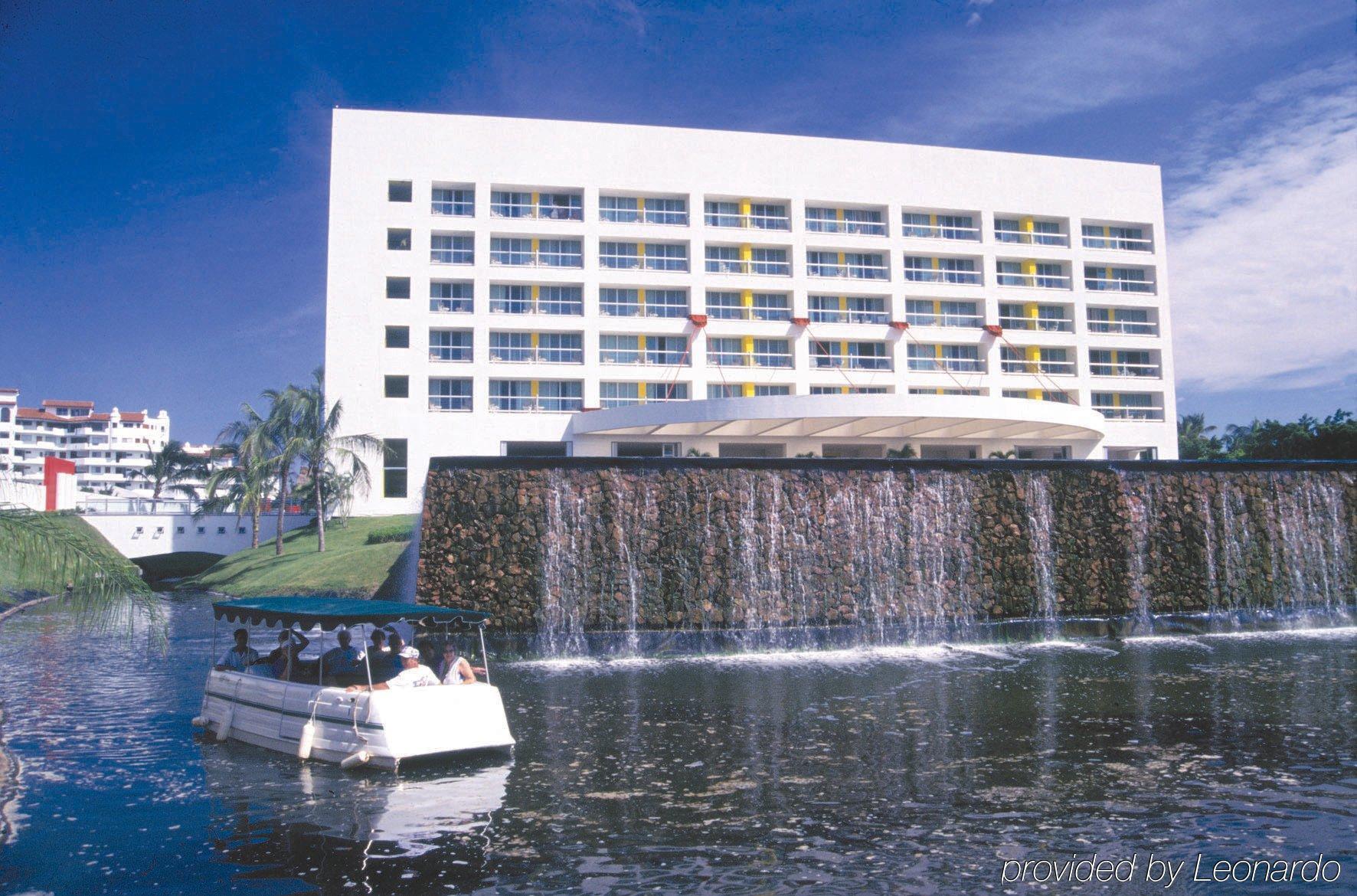 Mayan Palace Puerto Vallarta Exterior photo
